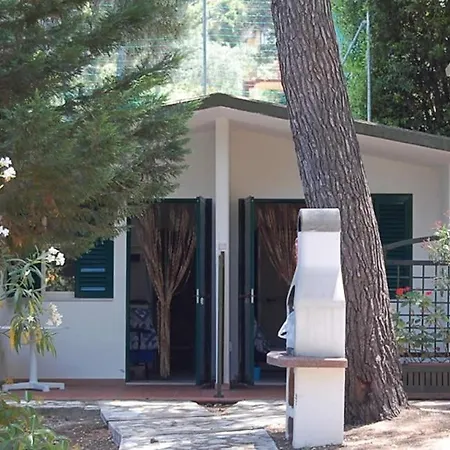 Villaggio Internazionale 4* San Menaio